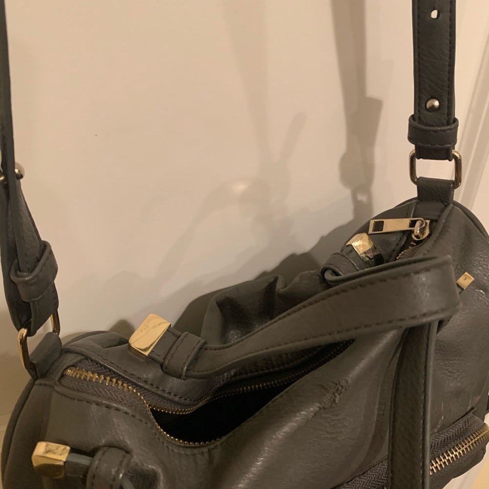 Grey Purse - Picture 3 of 7